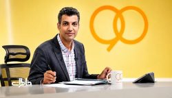 صدای عادل فردوسی‌پور و شب‌های دوشنبه؛ چگونه یک برنامه خاطره‌ها را زنده می‌کند