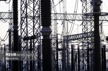 کاهش نیمی از محدودیت‌های برق در شهرک‌های صنعتی نقش مؤثر در رونق فعالیت‌ها