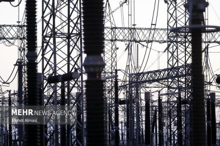 کاهش نیمی از محدودیت‌های برق در شهرک‌های صنعتی نقش مؤثر در رونق فعالیت‌ها