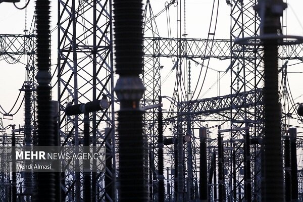 کاهش نیمی از محدودیت‌های برق در شهرک‌های صنعتی نقش مؤثر در رونق فعالیت‌ها