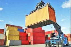 تمدید مهلت اجرای اختیارات گمرکات برای تسهیل تشریفات تا پایان آذر