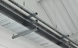 سینی کابل گالوانیزه سرد یا گرم؟ کدام یک برای پروژه شما ضروری است؟