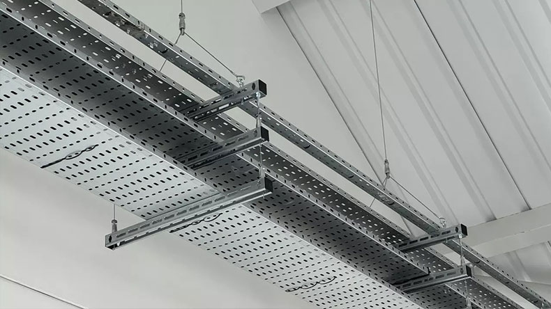 سینی کابل گالوانیزه سرد یا گرم؟ کدام انتخاب بهتری است؟